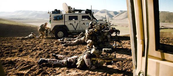 Norwegian soldiers from Telemark Battalion engage enemies from a long distance - Sputnik International
