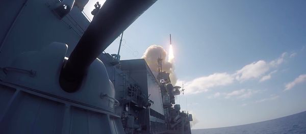 Kalibr cruise missiles hit banned terrorist group ISIS targets in Syria Kalibr cruise missiles hit banned terrorist group ISIS targets in Syria - Sputnik International