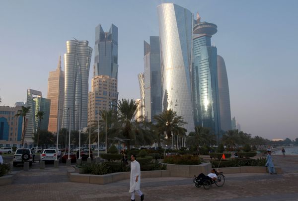 A man walks on the corniche in Doha, Qatar, June 15, 2017 A man walks on the corniche in Doha, Qatar, June 15, 2017 - Sputnik International