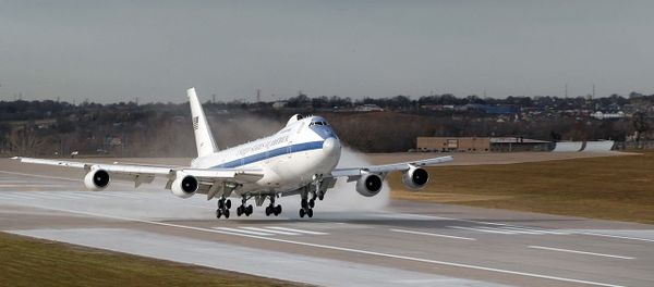 Boeing E-4B landing at Offutt AFB, Nebraska. Boeing E-4B landing at Offutt AFB, Nebraska. - Sputnik International