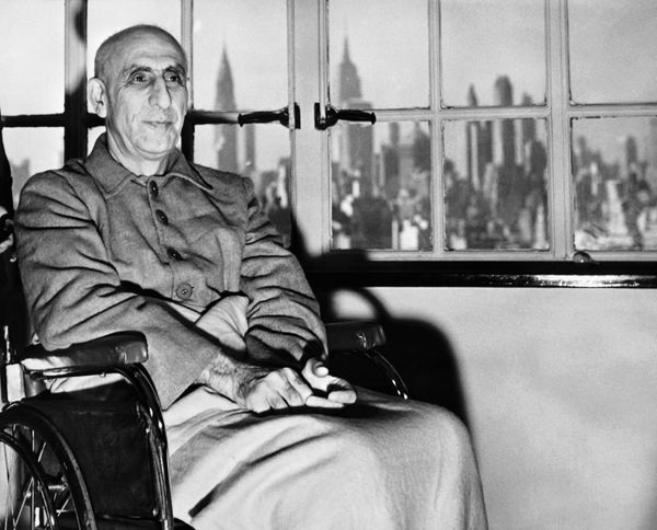 Picture released On October 1951 of Iranian Prime minister Mohammed Mossadegh sitting on a wheelchair, in an hospital of New York. - Sputnik International