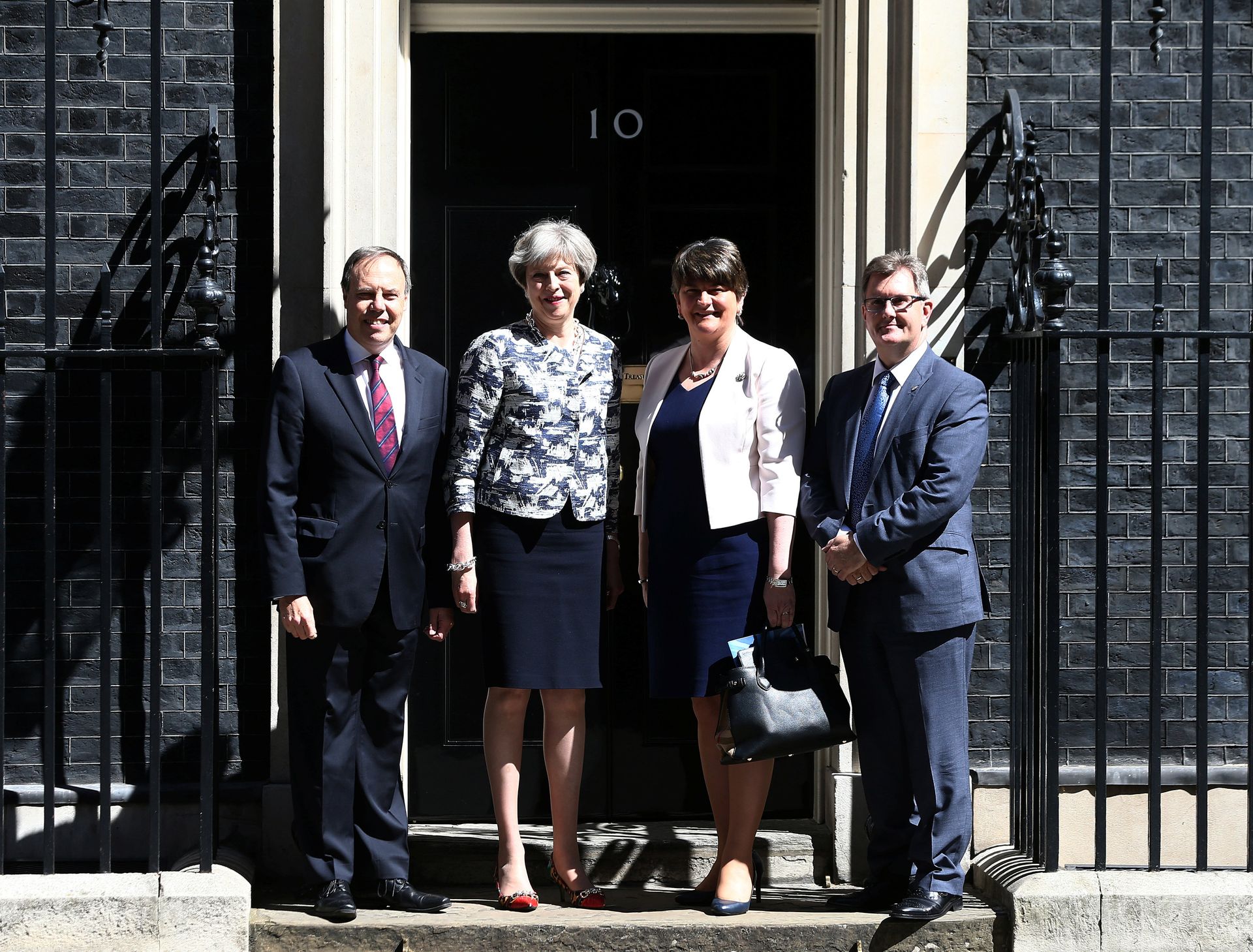 Musical Chairs: Jeffrey Donaldson Named As Third Leader of The DUP In 25 Days Musical Chairs: Jeffrey Donaldson Named As Third Leader of The DUP In 25 Days - Sputnik International, 1920, 22.06.2021