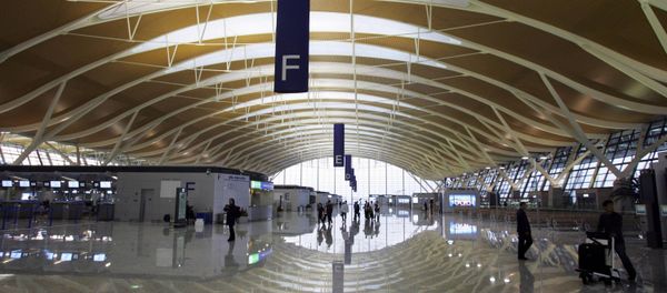 Terminal of the Pudong International Airport. (File) Terminal of the Pudong International Airport. (File) - Sputnik International