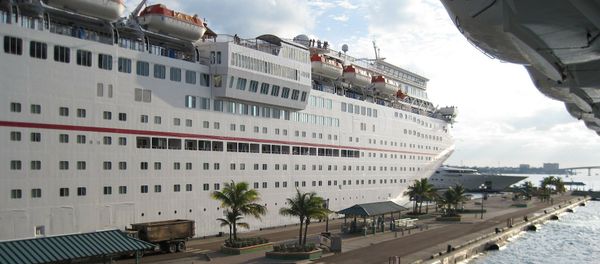 Cruise liner - Sputnik International