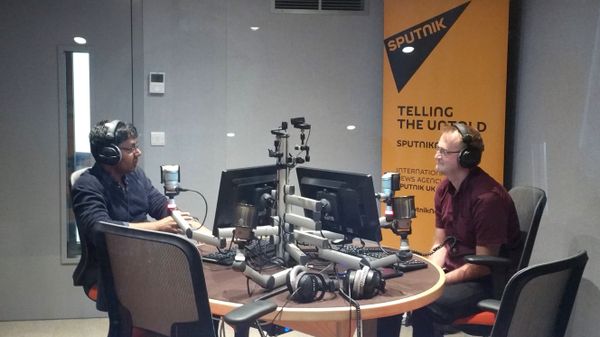 Sethu Vijayakumar, professor of robotics at the University of Edinburgh's School of Informatics (L), at Sputnik studio in Edinburgh. Sethu Vijayakumar, professor of robotics at the University of Edinburgh's School of Informatics (L), at Sputnik studio in Edinburgh. - Sputnik International