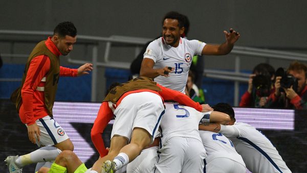 The Chilean national football team beat Portugal in the 2017 FIFA Confederations Cup semifinals. - Sputnik International