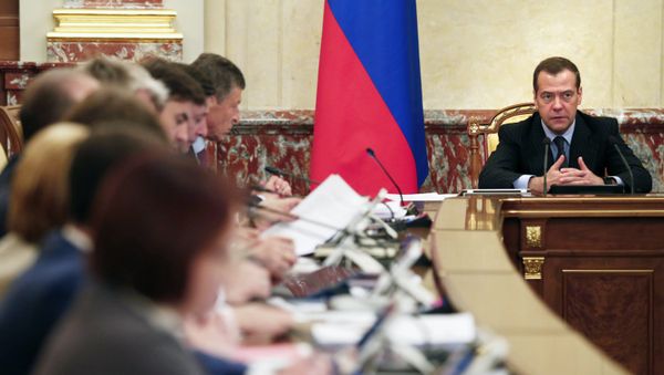 The Russian government will submit for President Vladimir Putin's consideration a proposal to extend response measures to EU sanctions for the entirety of 2018, Prime Minister Dmitry Medvedev said Thursday. - Sputnik International
