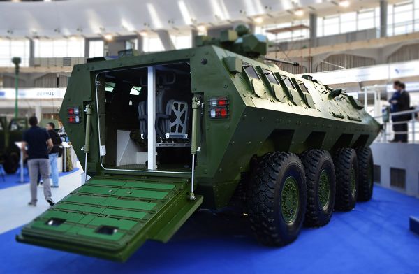 The multi-purpose armored vehicle Lazar  - Sputnik International