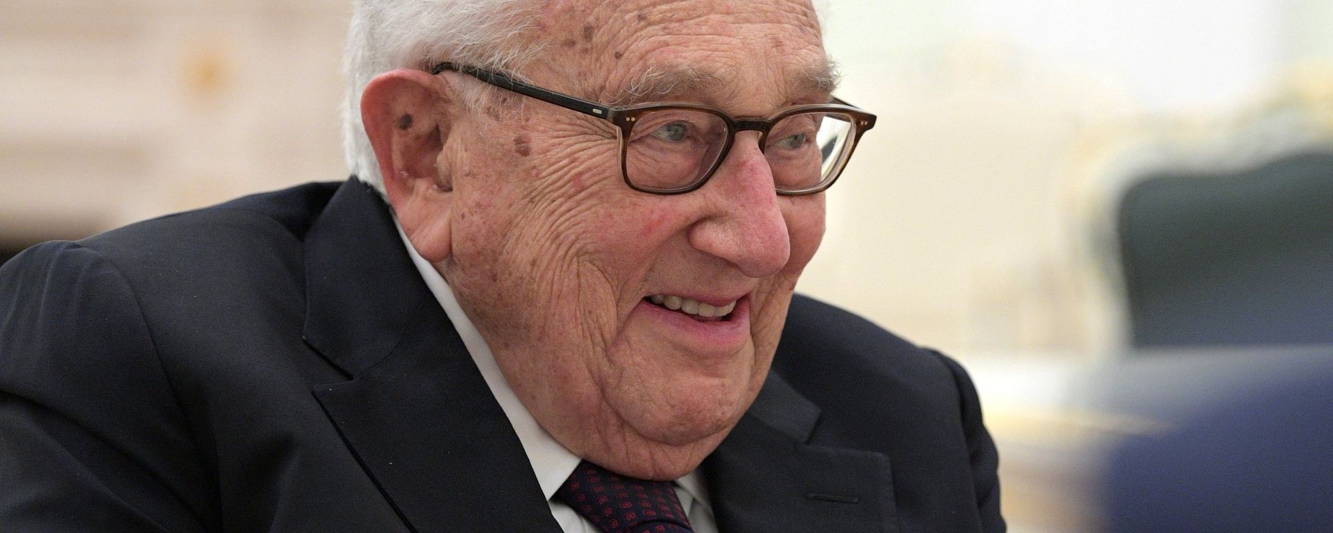 Former US Secretary of State Henry Kissinger meets with Russian President Vladimir Putin - Sputnik International, 1920, 12.06.2022