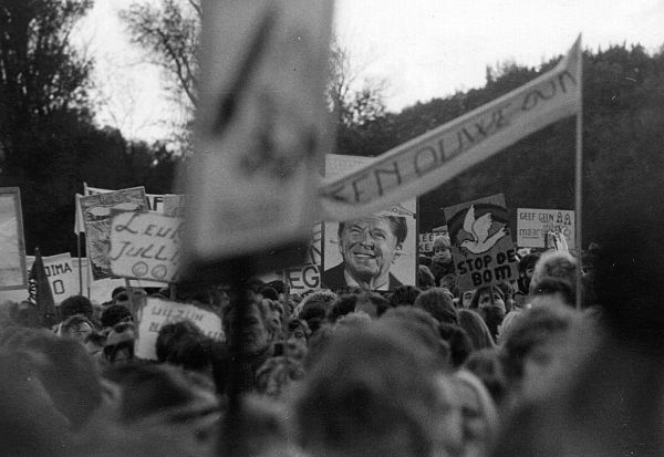1983 peace demonstration in Den Haag, the Netherlands - Sputnik International