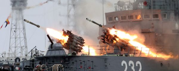 RBU-6000 systems firing during a repetition of the Baltic Fleet Day parade, file photo. - Sputnik International