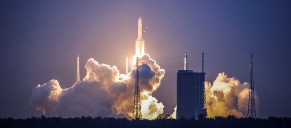 The Long March-5 Y2 rocket takes off from Wenchang Satellite Launch Center in Wenchang, Hainan Province, China July 2, 2017. The Long March-5 Y2 rocket takes off from Wenchang Satellite Launch Center in Wenchang, Hainan Province, China July 2, 2017. - Sputnik International