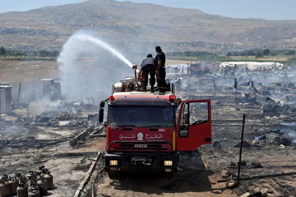 Lebanese Army Says Detained Individuals Linked to Arson of Syrian Refugee Camp - Sputnik International
