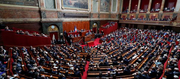 French President Emmanuel Macron delivers a speech during a special congress gathering both houses of parliament (National Assembly and Senate) at the Versailles Palace, near Paris, France, July 3, 2017. - Sputnik International
