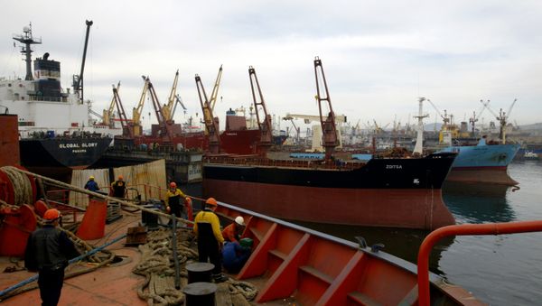 Employees work at a shipyard in the Tuzla district of Istanbul/. (File) Employees work at a shipyard in the Tuzla district of Istanbul/. (File) - Sputnik International