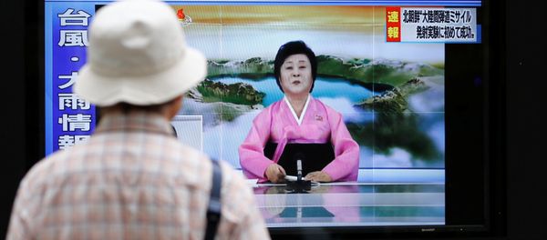 A man looks at a street monitor showing news of North Korea firing a ballistic missile in Tokyo, Japan, July 4, 2017. A man looks at a street monitor showing news of North Korea firing a ballistic missile in Tokyo, Japan, July 4, 2017. - Sputnik International