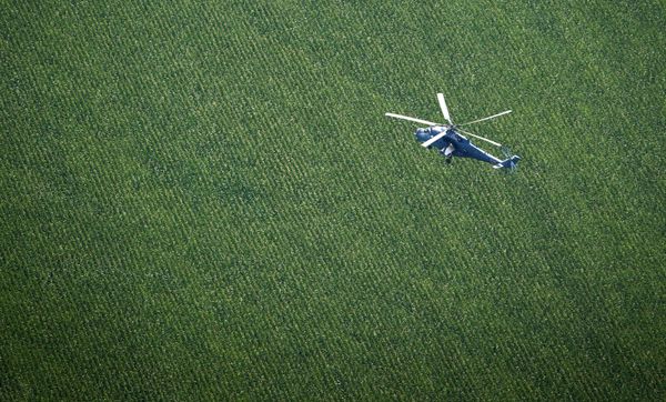 Russian Special Forces Mi-35M Helicopters Take Part in Drill Russian Special Forces Mi-35M Helicopters Take Part in Drill - Sputnik International
