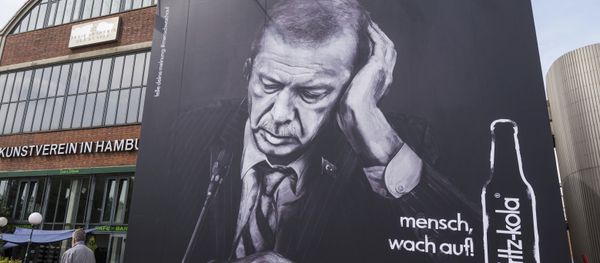 An advertising board of the beverage producer Fritz Kola depicting Turkish president Recep Tayyip Erdogan can be seen in Hamburg, Germany, Thursday, June 29. 2017 An advertising board of the beverage producer Fritz Kola depicting Turkish president Recep Tayyip Erdogan can be seen in Hamburg, Germany, Thursday, June 29. 2017 - Sputnik International