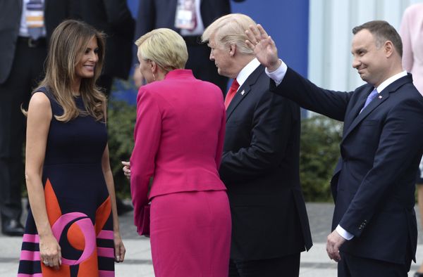 U.S. President Donald Trump and U.S. First Lady Melania Trump speak to Poland's first lady Agata Kornhauser-Duda as Poland's President Andrzej Duda waves, in Krasinski Square, in Warsaw, Poland, Thursday, July 6, 2017. U.S. President Donald Trump and U.S. First Lady Melania Trump speak to Poland's first lady Agata Kornhauser-Duda as Poland's President Andrzej Duda waves, in Krasinski Square, in Warsaw, Poland, Thursday, July 6, 2017. - Sputnik International