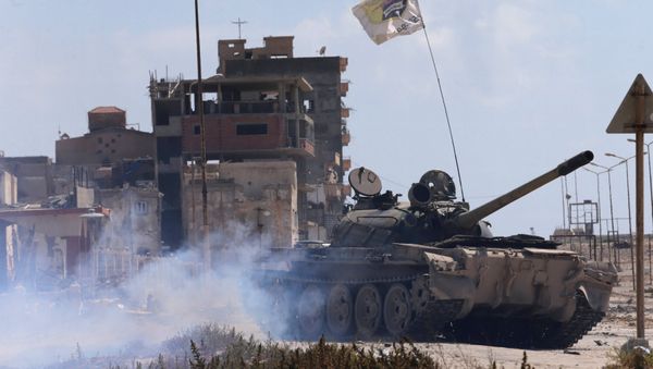 A tank of Libyan National Army (LNA) is seen during clashes with Islamist militants in their last stronghold in Benghazi, Libya, July 6, 2017 - Sputnik International