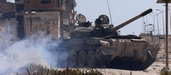 A tank of Libyan National Army (LNA) is seen during clashes with Islamist militants in their last stronghold in Benghazi, Libya, July 6, 2017 - Sputnik International