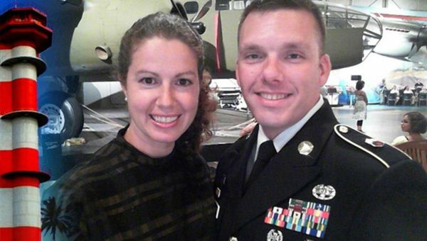 Private Michael Walker, left, pictured, with his wife Catherine, right, who he conspired to kill with his girlfriend. Private Michael Walker, left, pictured, with his wife Catherine, right, who he conspired to kill with his girlfriend. - Sputnik International