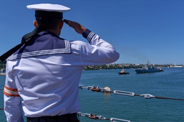 Ceremony to welcome the Black Sea Fleet's new frigate Admiral Essen that has arrived in Sevastopol following combat operations near the coast of Syria - Sputnik International