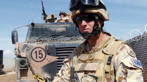 Australian soldiers of the NATO-led International Security Assistance Force (ISAF) stand guard at the Provincial Reconstruction Team (PRT) in Tirin Kot, the capital of Uruzgan province, 17 February 2007. - Sputnik International