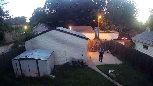 Minneapolis Cop Shoots Family’s Service Dog in Face Minneapolis Cop Shoots Family’s Service Dog in Face - Sputnik International