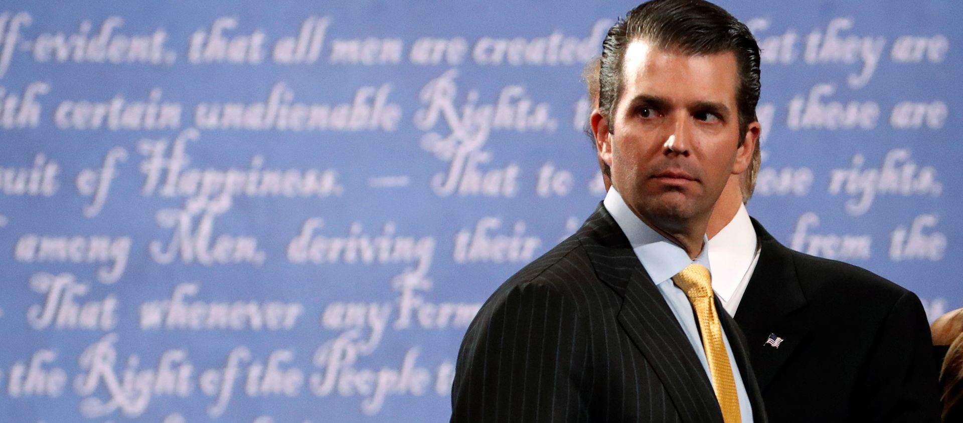 Donald Trump Jr. stands onstage with his father Republican U.S. presidential nominee Donald Trump after Trump's debate against Democratic nominee Hillary Clinton at Hofstra University in Hempstead, New York, U.S. September 26, 2016. Donald Trump Jr. stands onstage with his father Republican U.S. presidential nominee Donald Trump after Trump's debate against Democratic nominee Hillary Clinton at Hofstra University in Hempstead, New York, U.S. September 26, 2016. - Sputnik International, 1920, 14.02.2021