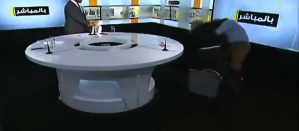A brawl between Syrian MP Ahmad Shalash and Lebanese Sunni Islamist cleric Bilal Duqmaq breaks out on Lebanese talk show Bel Moubashar. A brawl between Syrian MP Ahmad Shalash and Lebanese Sunni Islamist cleric Bilal Duqmaq breaks out on Lebanese talk show Bel Moubashar. - Sputnik International