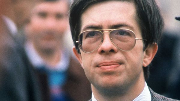 This Oct. 30, 1984 file photo shows French judge Jean-Michel Lambert during the reconstruction of the murder of Gregory Villemin, 4, in the Vologne river in Lepanges-sur-Vologne, France. This Oct. 30, 1984 file photo shows French judge Jean-Michel Lambert during the reconstruction of the murder of Gregory Villemin, 4, in the Vologne river in Lepanges-sur-Vologne, France. - Sputnik International