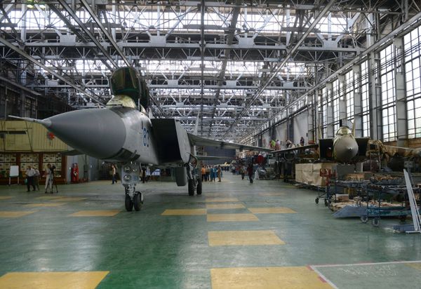 MiG-31 long-range fighter-interceptors at the Sokol Aircraft Building Plant in Nizhny Novgorod. File photo - Sputnik International