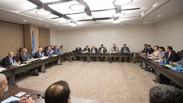UN Special Envoy of the Secretary-General for Syria Staffan de Mistura (3rd L) attends a new round of negotiation with Syria's main opposition High Negotiations Committee (HNC) leader Nasr al-Hariri during the Intra Syria talks, at Palais des Nations in Geneva, Switzerland July 14, 2017 - Sputnik International