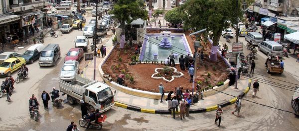 A picture taken on May 24, 2017 shows a general view of a square in the northern Syrian city of Idlib - Sputnik International