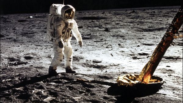 This photo taken 20 July 1969 of astronaut Edwin Buzz E. Aldrin Jr., lunar module pilot walking on the surface of the moon near the leg of the Lunar Module (ML) Eagle during the Apollo 11 extravehicular activity (EVA). Astronaut Neil A. Armstrong took this photograph with a 70mm lunar surface camera. - Sputnik International