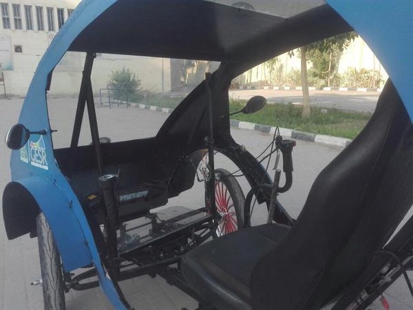 Electric vehicle made by Helwan University students - Sputnik International