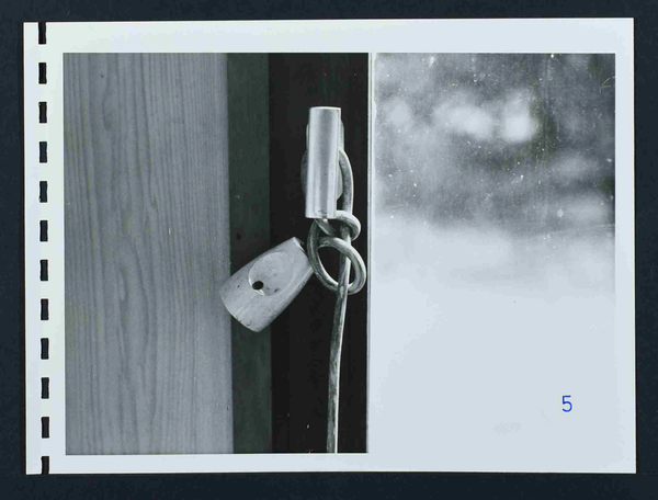 Photo of the electric extension cable tied to the window of the cabin where Hess was found strangled. Photo of the electric extension cable tied to the window of the cabin where Hess was found strangled. - Sputnik International
