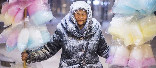‘Candy floss lady’/Tabyldy Kadyrbekov, Kyrgyzstan ‘Candy floss lady’/Tabyldy Kadyrbekov, Kyrgyzstan - Sputnik International