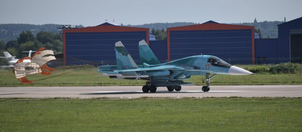 An Sukhoi Su-34 multirole fighter jet lands at the the International Aviation and Space Salon MAKS 2017 in Zhukovsky, Moscow Region. An Sukhoi Su-34 multirole fighter jet lands at the the International Aviation and Space Salon MAKS 2017 in Zhukovsky, Moscow Region. - Sputnik International
