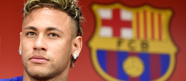 FC Barcelona football star Neymar answers questions during a press conference to announce new sponsorship with Japanese internet retailer Rakuten in Tokyo on July 13, 2017. - Sputnik International