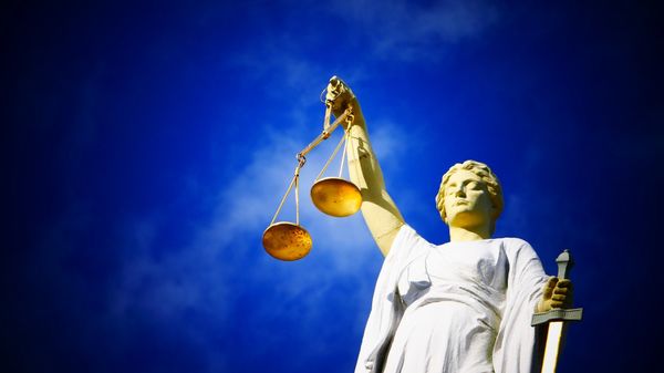 Lady Justice - Sputnik International