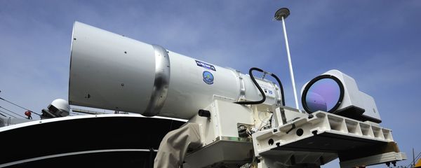 The Laser Weapon System (LaWS) temporarily installed aboard the guided-missile destroyer USS Dewey (DDG 105) in San Diego, Calif. - Sputnik International