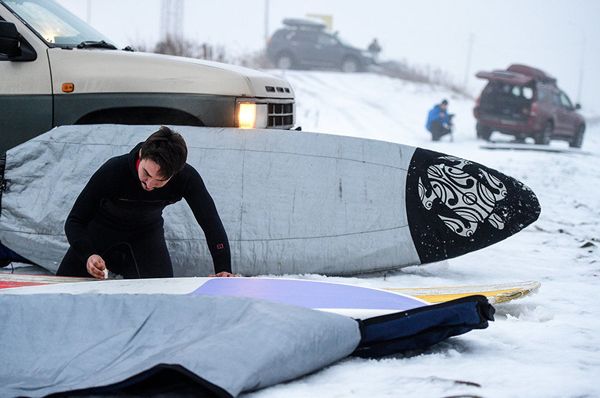 Wind, Waves, 15 Degrees Below Zero: Winter Surfing on Russia’s Pacific Coast - Sputnik International