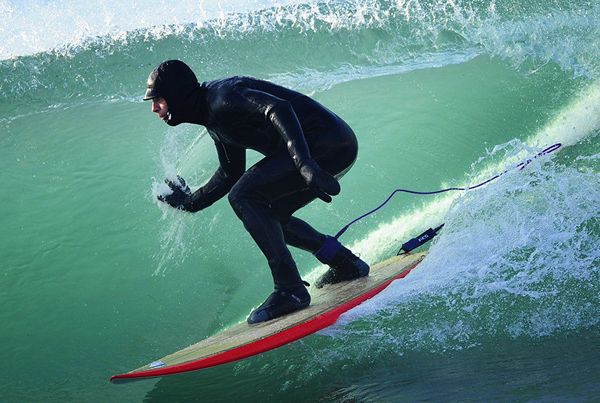 Wind, Waves, 15 Degrees Below Zero: Winter Surfing on Russia’s Pacific Coast - Sputnik International