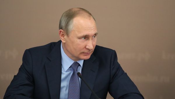 July 20, 2017. Russian President Vladimir Putin holds a meeting of the Presidential Council on Interethnic Relations during his working visit to Yoshkar-Ola. July 20, 2017. Russian President Vladimir Putin holds a meeting of the Presidential Council on Interethnic Relations during his working visit to Yoshkar-Ola. - Sputnik International