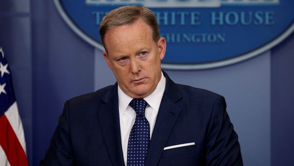 White House Press Secretary Sean Spicer holds his daily briefing at the White House in Washington, U.S., June 2, 2017. - Sputnik International
