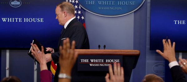 White House Press Secretary Sean Spicer concludes his daily briefing at the White House in Washington, U.S. on June 20, 2017. - Sputnik International