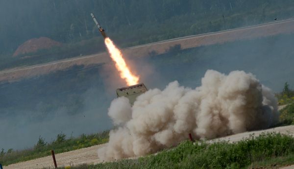 A TOS-1A Solntsepyok (Scorching Sun) heavy-duty self-propelled flamethrower system (File) A TOS-1A Solntsepyok (Scorching Sun) heavy-duty self-propelled flamethrower system (File) - Sputnik International