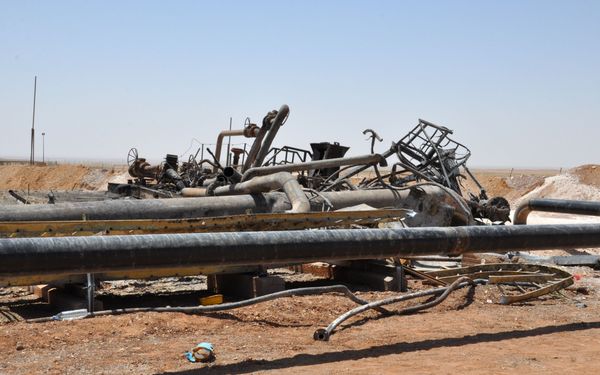 A picture taken on July 9, 2017 shows the damage at Syria's Arak gas field, 35 kilometres (20 miles) northeast of the ancient city of Palmyra, in the central province of Homs, a few weeks after it was retaken by government forces from Daesh terrorists A picture taken on July 9, 2017 shows the damage at Syria's Arak gas field, 35 kilometres (20 miles) northeast of the ancient city of Palmyra, in the central province of Homs, a few weeks after it was retaken by government forces from Daesh terrorists - Sputnik International